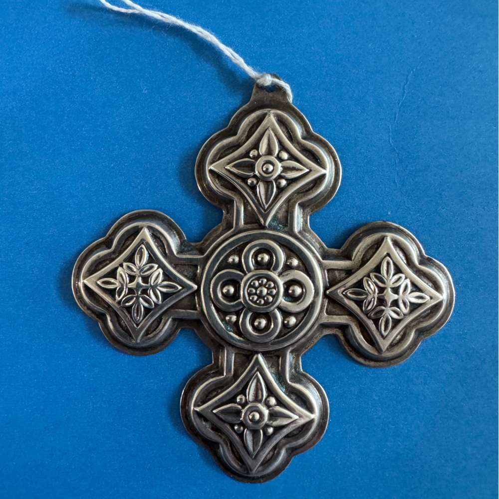 Reed & Barton Sterling 1971 Christmas Cross Ornament